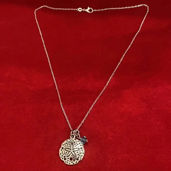 Sand Dollar Necklace Beach - Picture 3 of 8